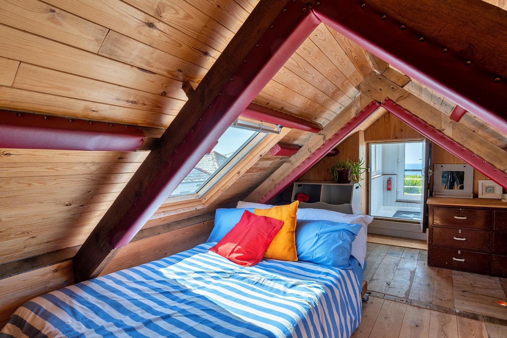 Finest Retreats - The Watchtower At Western Watch Lower Boscaswell Buitenkant foto